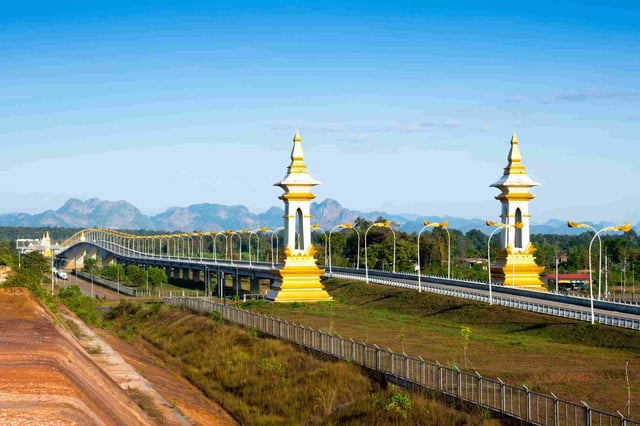 จุดผ่านแดนสำหรับผู้ถือวีซ่าอิเล็กทรอนิกส์ของลาว จุดผ่านแดนสำหรับผู้ถือวีซ่าอิเล็กทรอนิกส์ของลาว