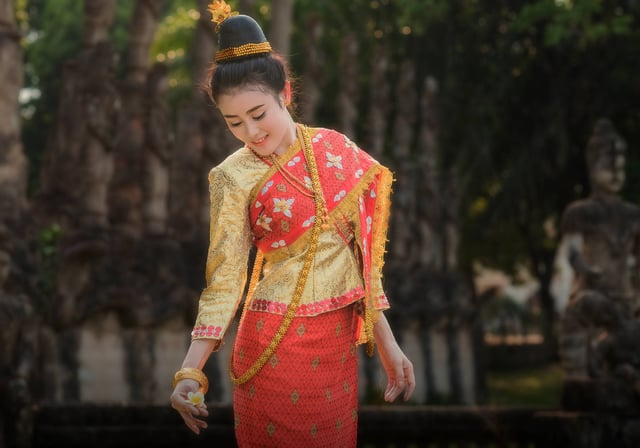 การจัดกระเป๋าโดยคำนึงถึงความอ่อนไหวทางวัฒนธรรมในประเทศลาว การจัดกระเป๋าโดยคำนึงถึงความอ่อนไหวทางวัฒนธรรมในประเทศลาว